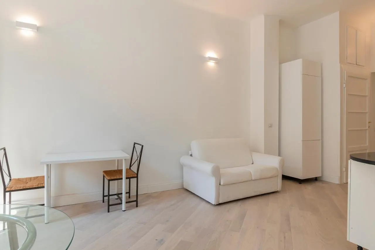 Luxury Apartment Near Porta Romana Tertulliano 37 Milan Italy