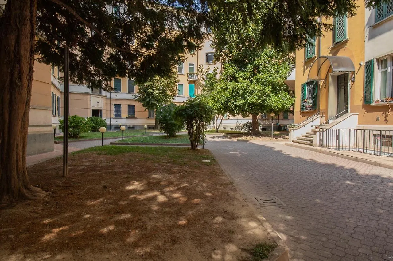 Luxury Apartment Near Porta Romana Tertulliano 37 Milan
